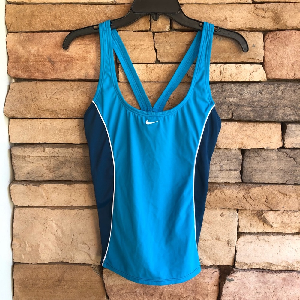 Nike blue tankini swimsuit top Like New Women Medium